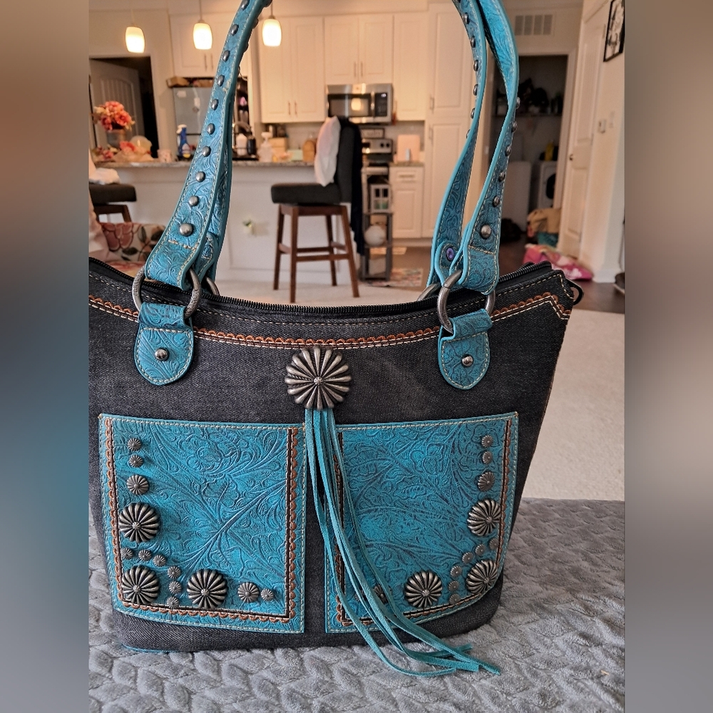 Stylish Turquoise and Black Shoulder Bag